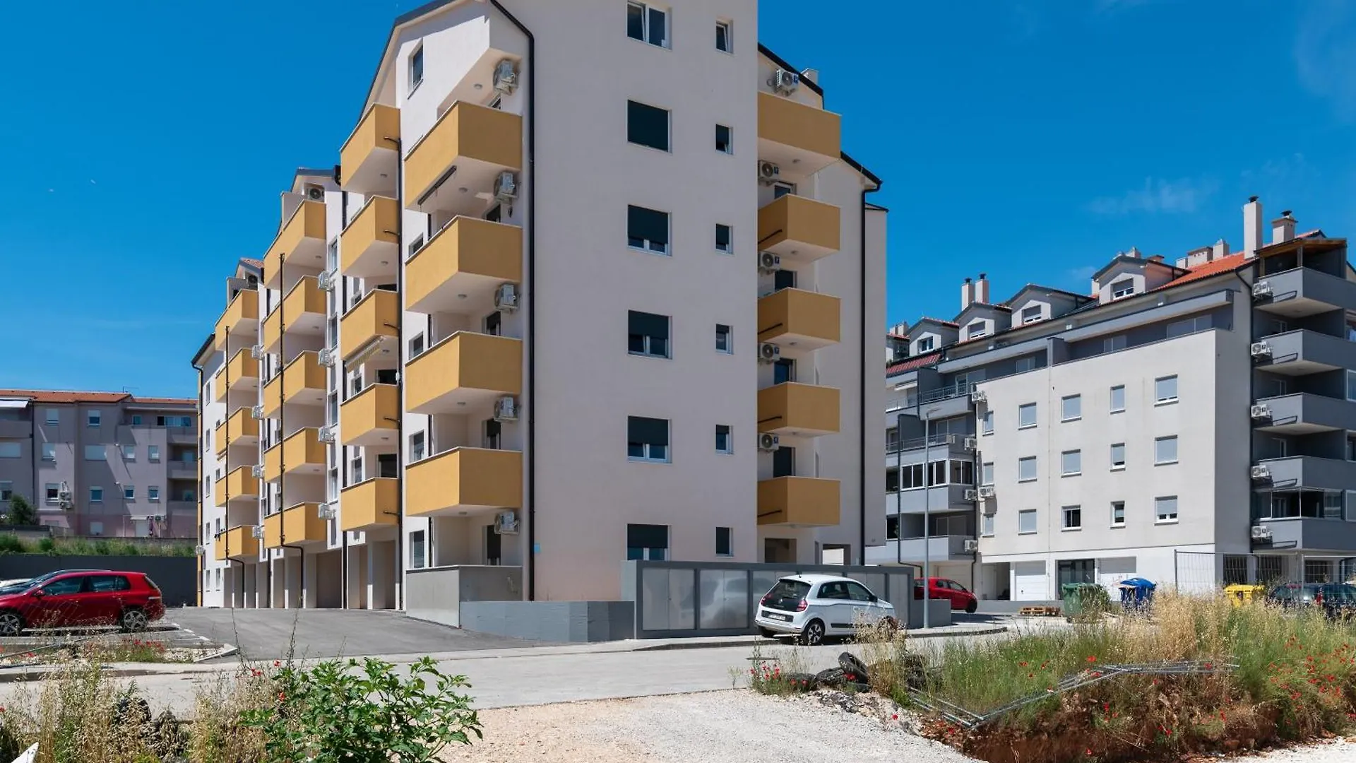Apartments With A Parking Space Pula - 23290