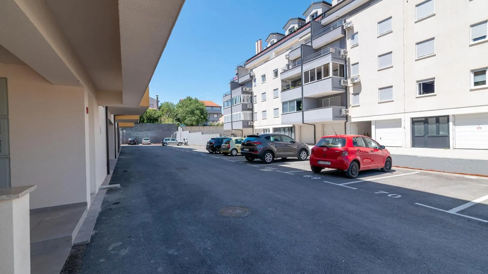 Apartments With A Parking Space Pula - 23290