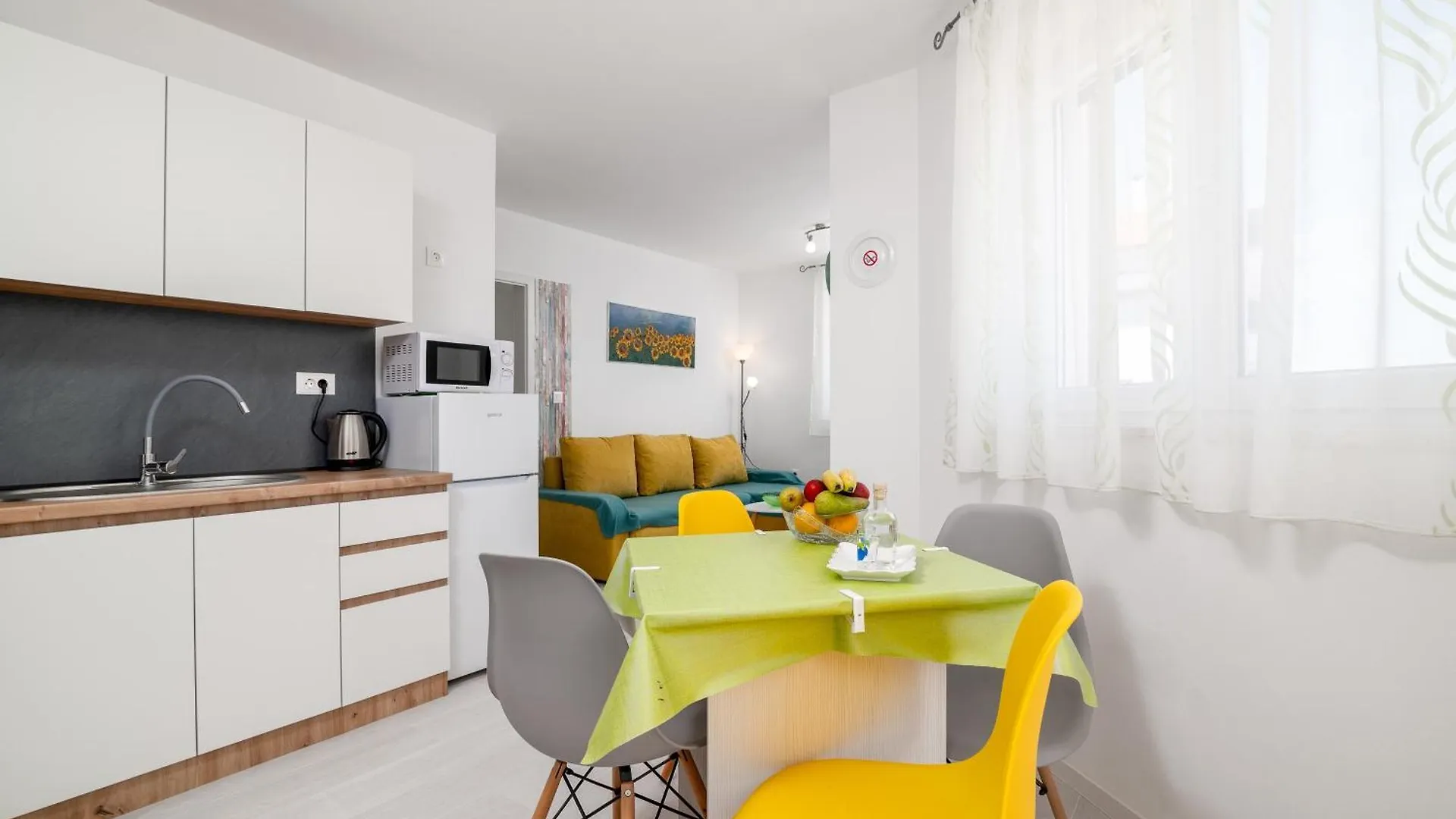 Apartments With A Parking Space Pula - 23290 0*,