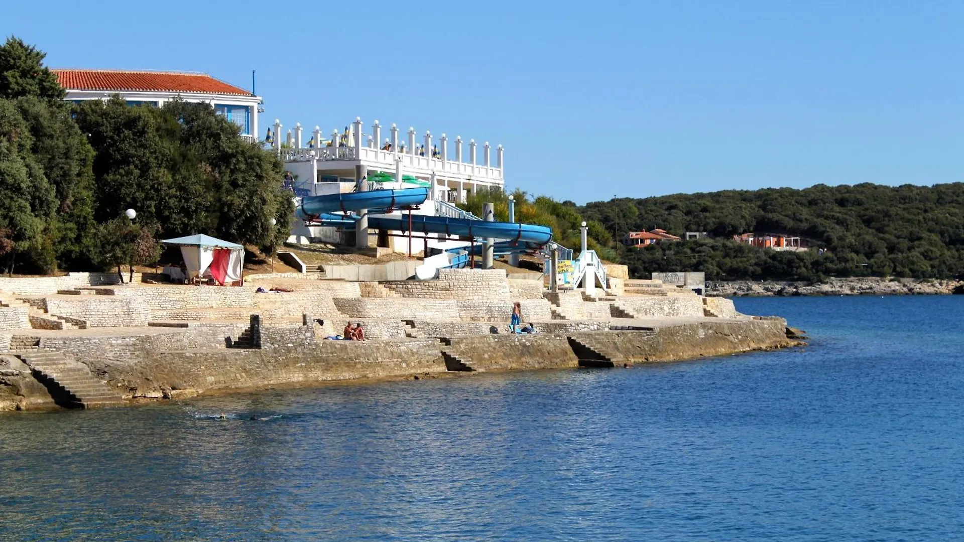 Apartments With A Parking Space Pula - 23290